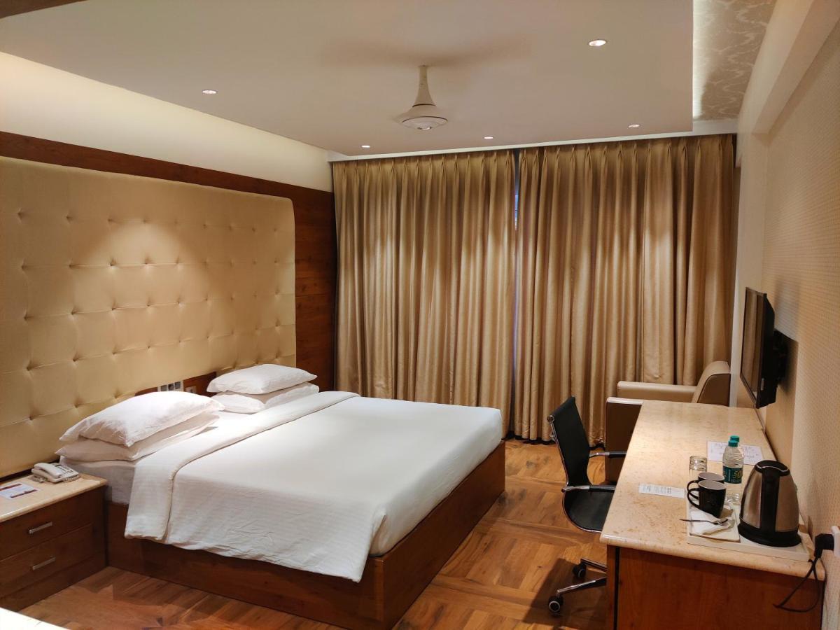 White Lotus Hotel Udupi Exterior photo